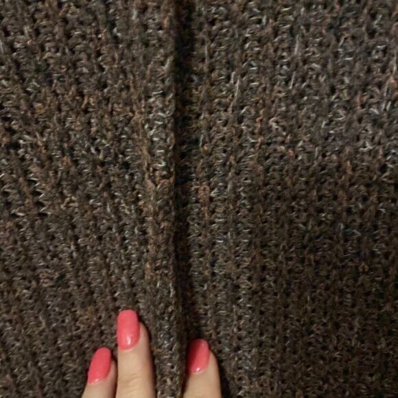 Think brown sweater with button detail - Picture 6 of 7